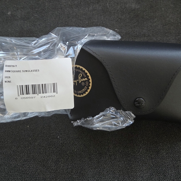 NWTs Ray-Ban Olive Green Octagon Sunglasses with Case 59mm Unisex 100% UVA/UVB - Picture 4 of 6